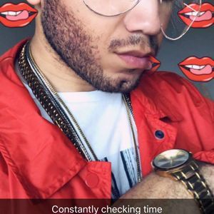 Meet your Posher, Derrick